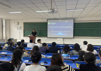 臨床學院精準施策，召開臨床醫學專業學生就業分類座談會